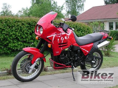 1995 Triumph Tiger 900 photo